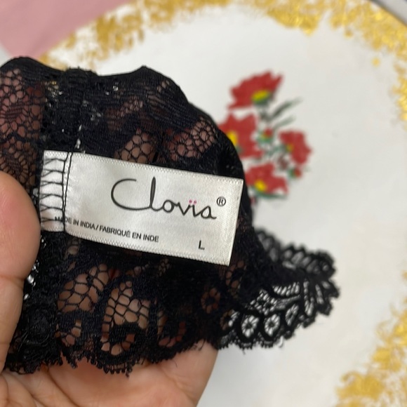 Clovia beautiful camisole in black colour - Picture 3 of 3